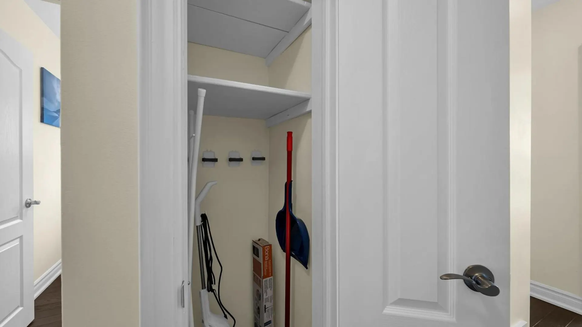 Apartmán Luxury Renovated House In Prime Location With Parking Toronto Kanada