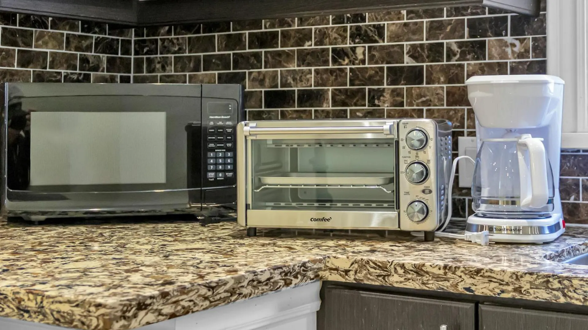 Apartmán Luxury Renovated House In Prime Location With Parking Toronto Kanada