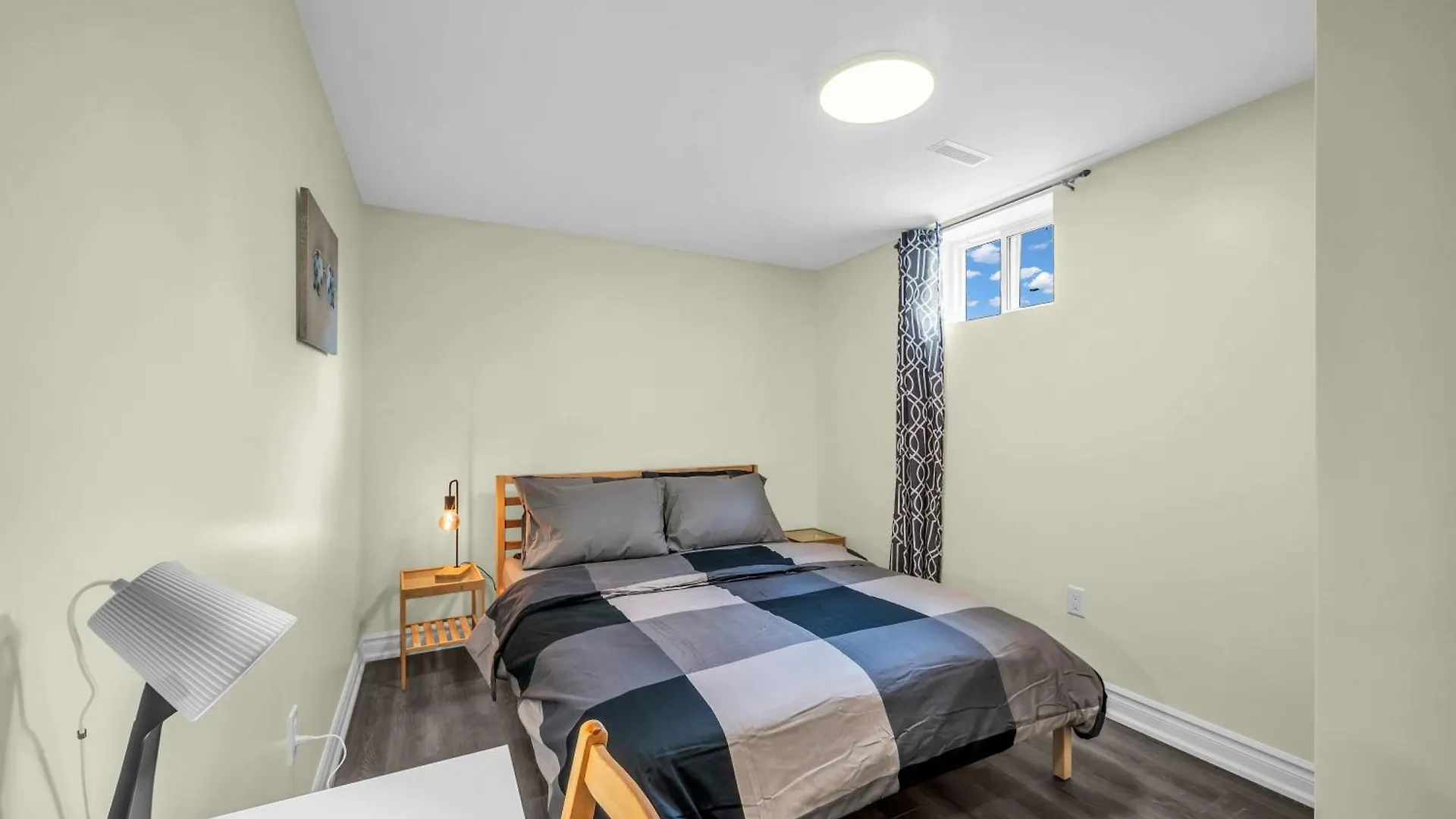 Apartmán Luxury Renovated House In Prime Location With Parking Toronto Kanada